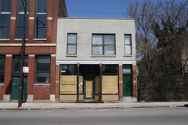 1st image of 2246 W Grand Ave #1