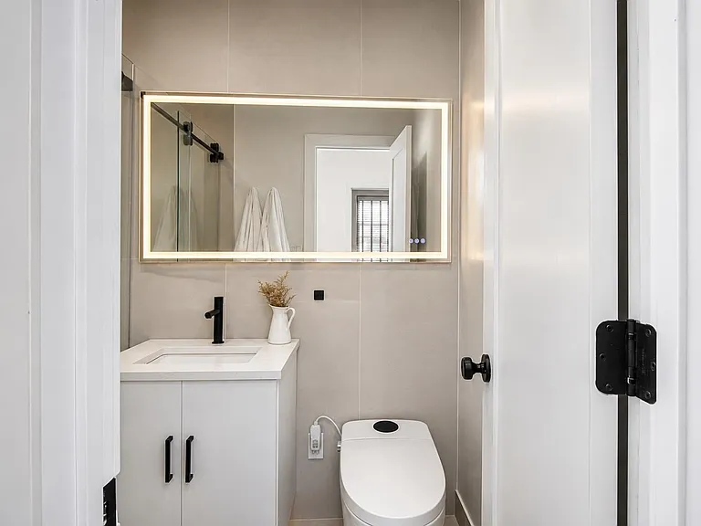 208 Willow Ave #201 — Photo 13