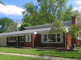 919 Ash St, Flossmoor, IL