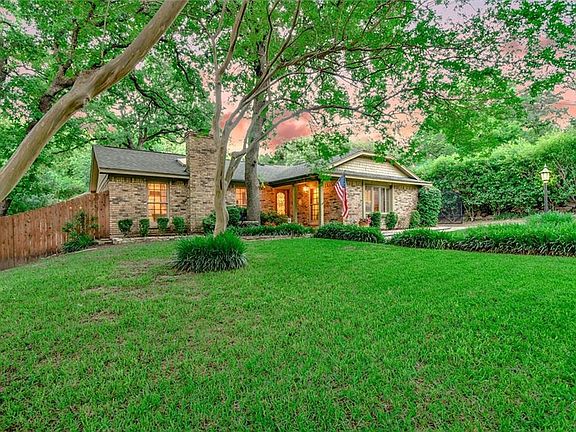3rd image of 2103 Valleydale Dr