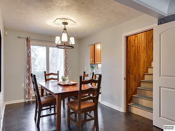4th image of 1616 S 60th St #9