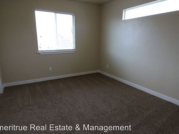 5th image of 775 S Willow Park Dr