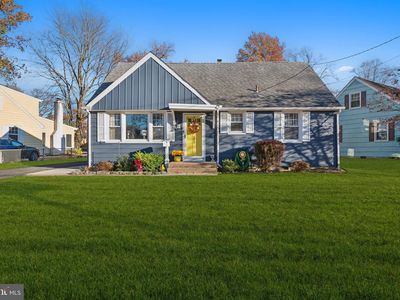 302 W Holly Ave, Oaklyn, NJ, 08107