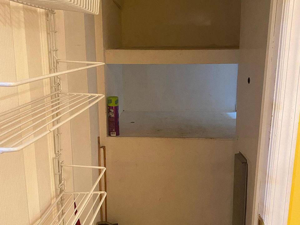 Kitchen Pantry
