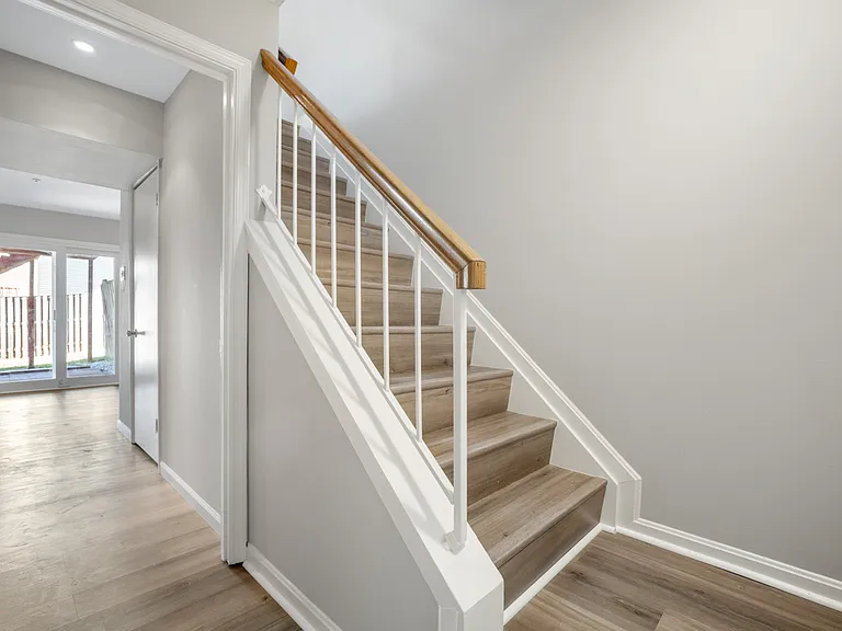 7800 Greenbrook Dr — Photo 22