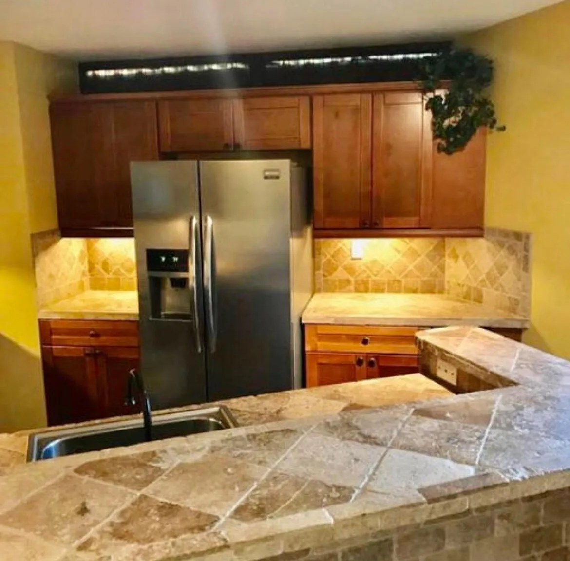 2 bed, 2.5 bath, 1218 sqft, $2,300 — Photo 2