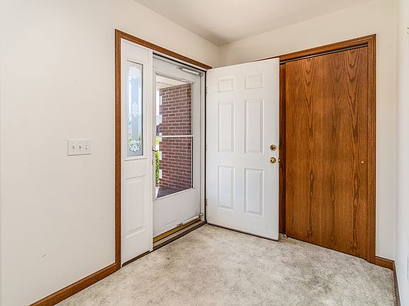 4th image of 3206 Cherokee Dr