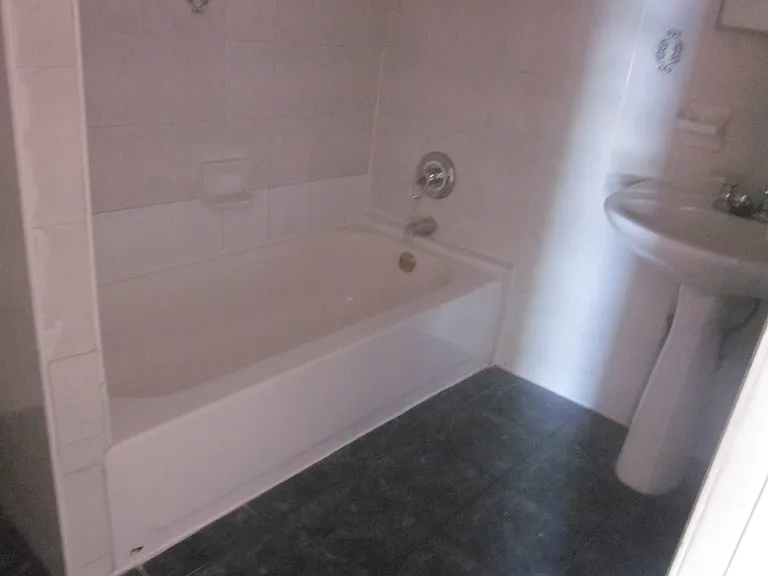 31 Beech St #1 — Photo 5