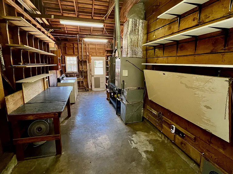 221 Hermosa Ave — Photo 31