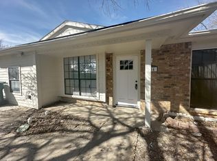 404 Justice Dr, Cedar Hill, TX