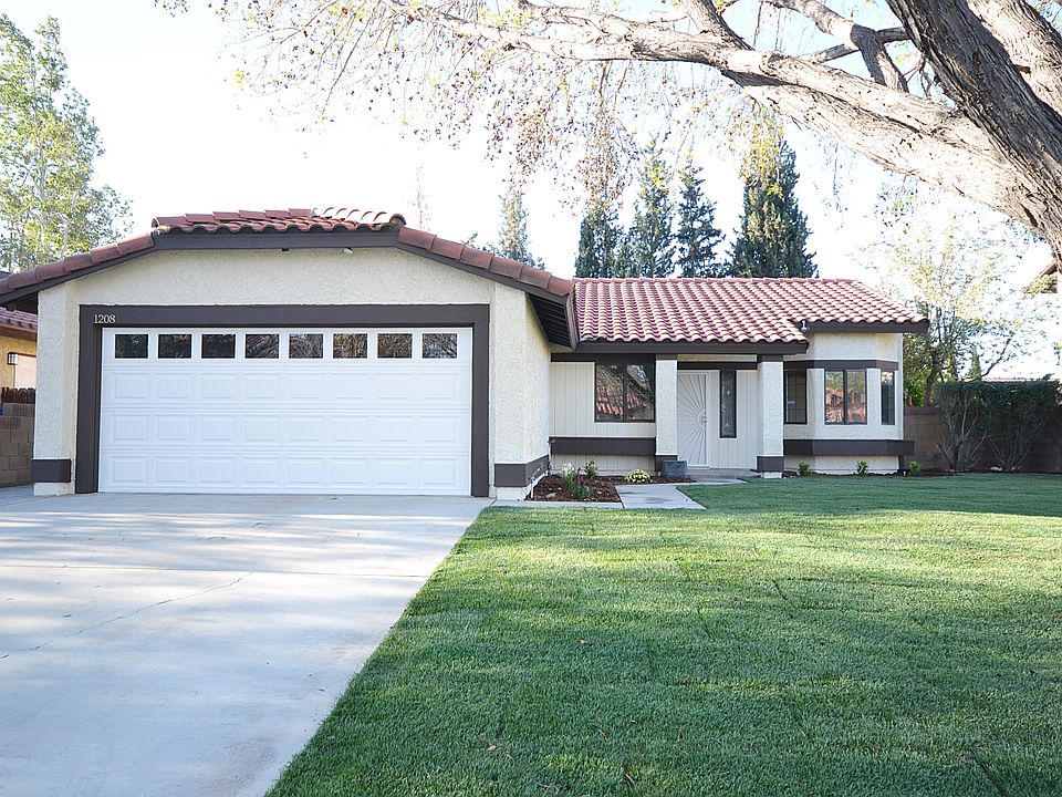 1st image of 1028 E Avenue J6