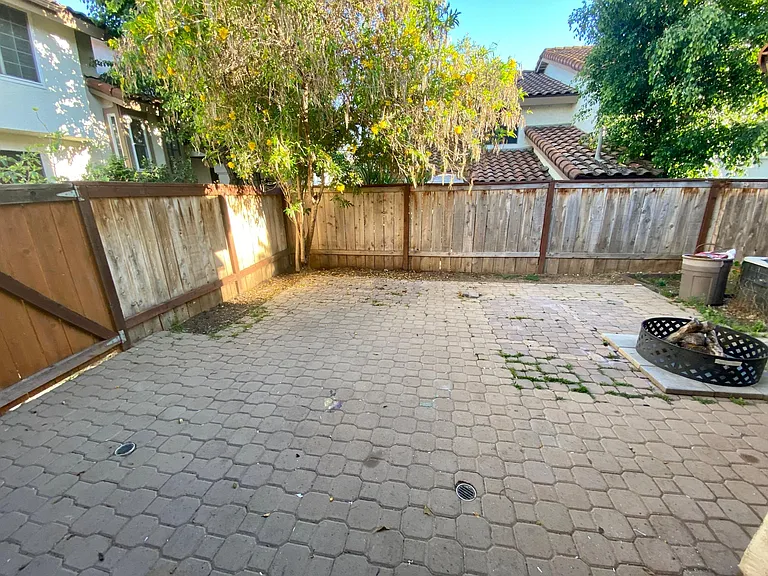 1651 S Juniper St #225 — Photo 26