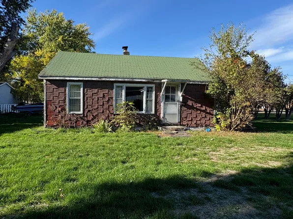 10 Gilmore St, Potsdam, NY 13676