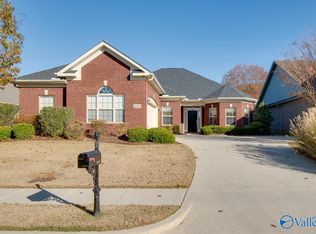 16031 Shropshire Dr SE, Huntsville, AL 35803