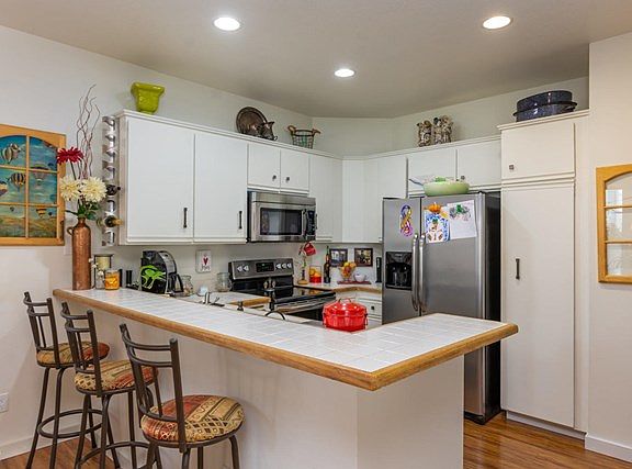 4th image of 2384 Pleasant Way Unit G