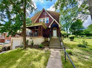 430 Serpentine Dr, Pittsburgh, PA 15243