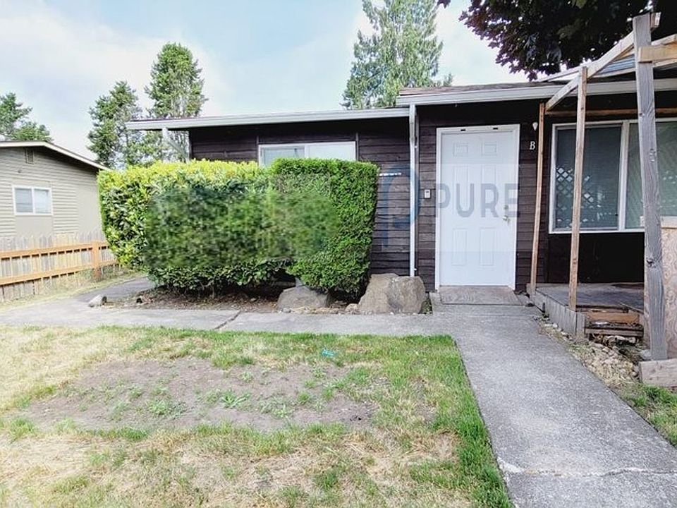 1st image of 417 22nd St SE
