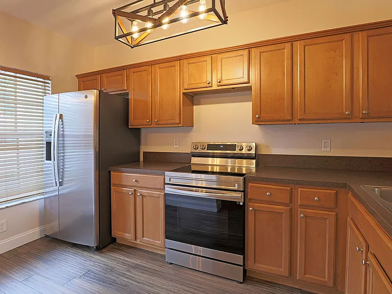 8291 Pacific Beach Dr — Photo 3