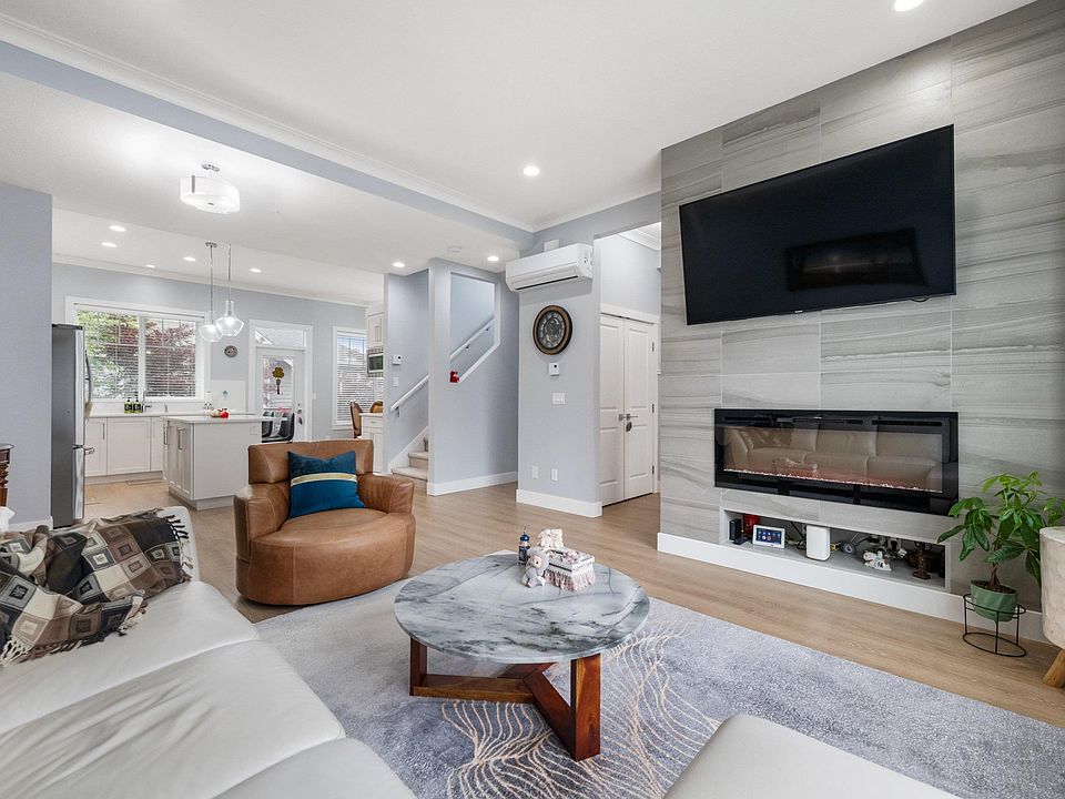 1st image of 2855 158th St #21