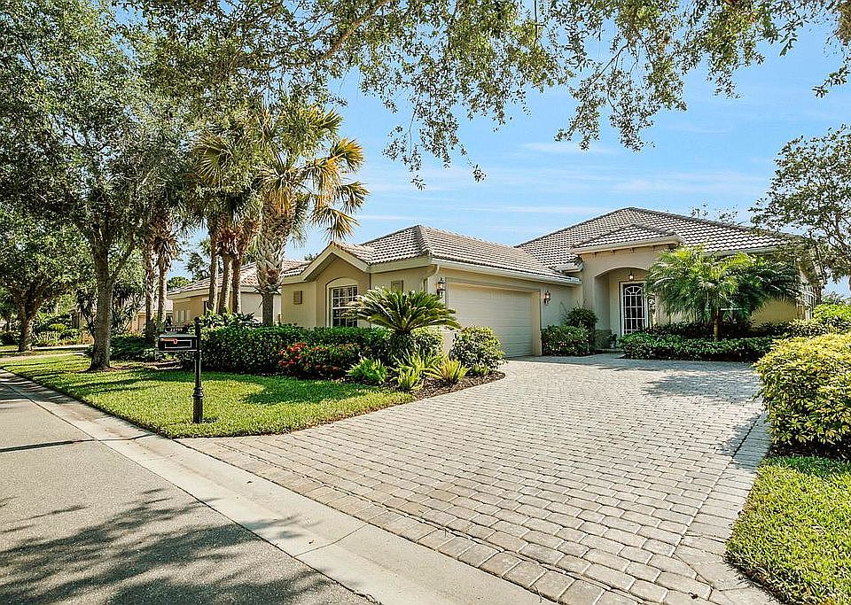1st image of 21759 Masters Cir