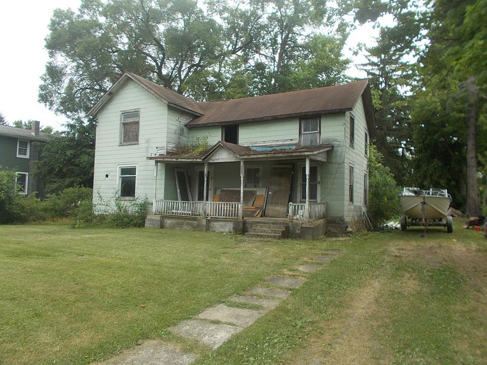 1st image of 5898 Main St