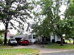 132 E Osceola Ave, Reed City, MI 49677