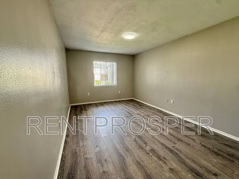 4151 S Semoran Blvd #11 — Photo 6
