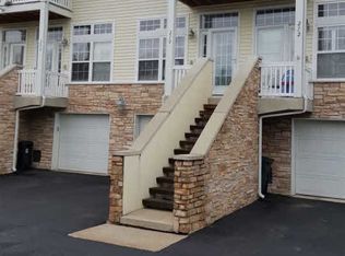 210 Beachwalk Trl, Luna Pier, MI 48157