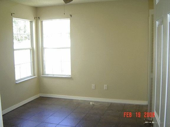 4th image of 2517 Donaldson Dr