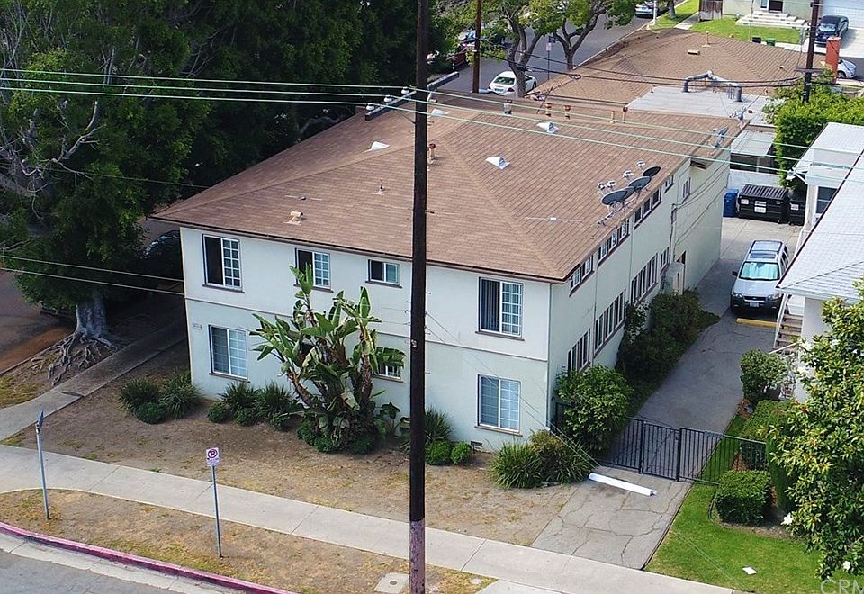 1st image of 3535 S Sepulveda Blvd