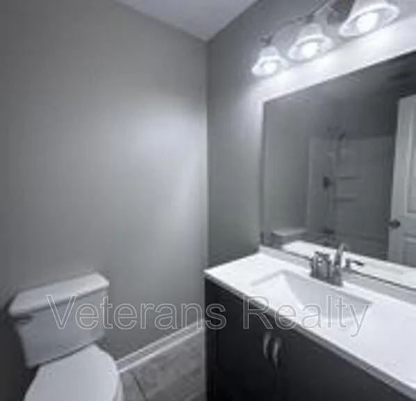 113 Alverado Dr — Photo 13