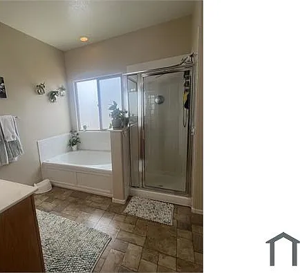 7628 Rory Ct — Photo 3