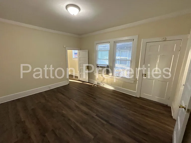 2223-2225 Greene Street - Inside CoC - R11409-17-07 — Photo 8