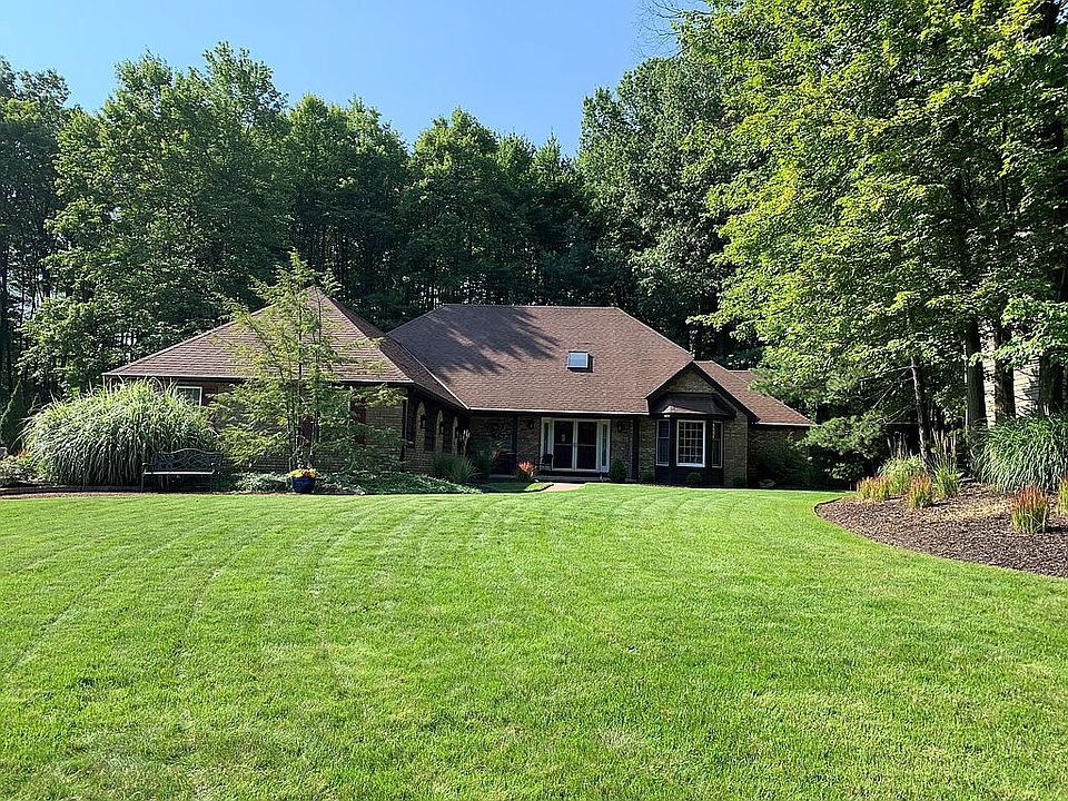 1st image of 5520 Forest Ln