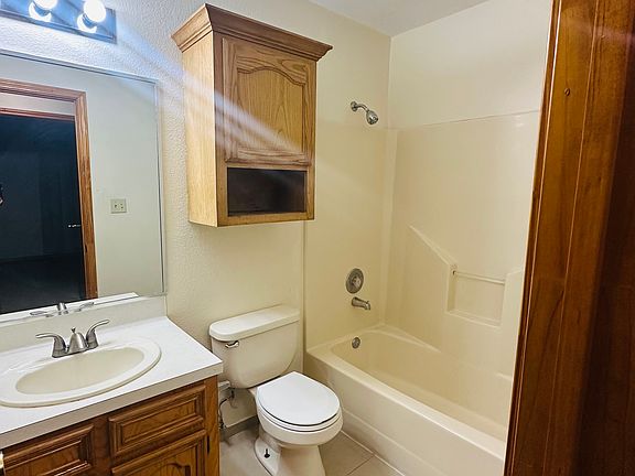 4th image of 5917 Cadereyta St