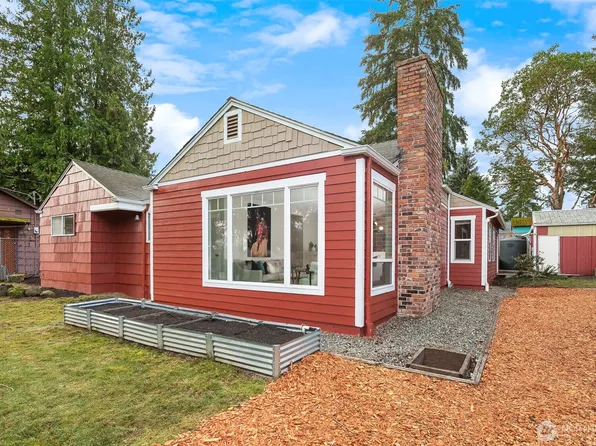 14089 24th Avenue NE, Seattle, WA 98125