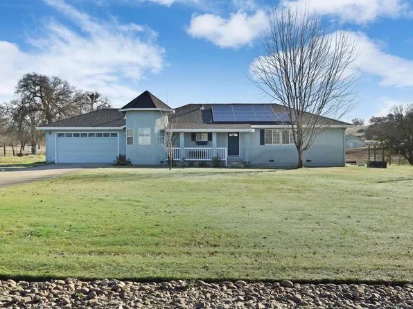 8893 Warren Rd, Valley Springs, CA 95252