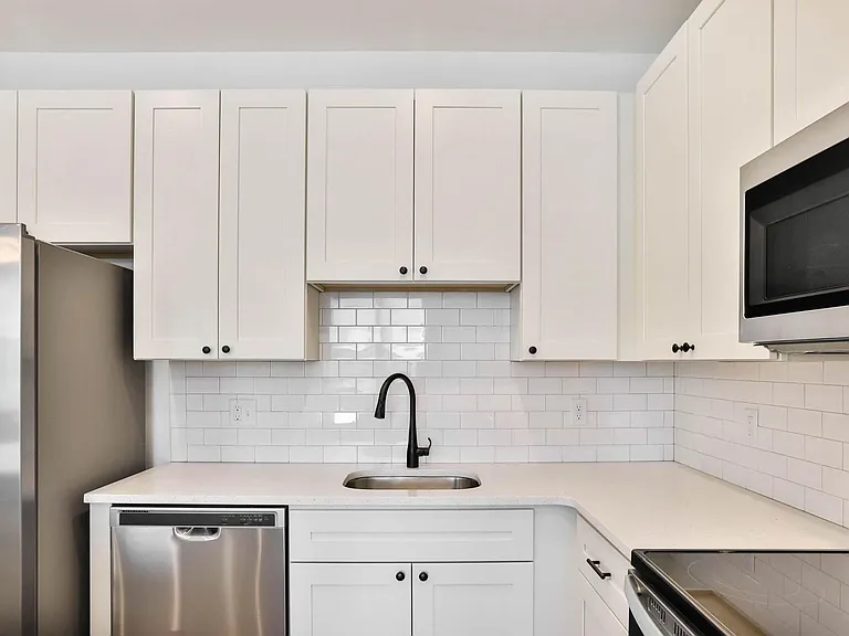 6611 Clayton Rd #201 — Photo 12