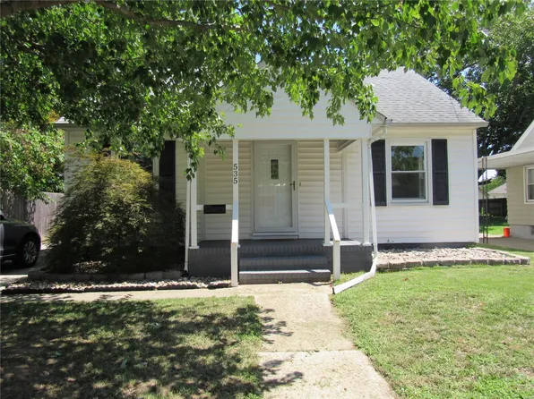 535 N 3rd St, Wood River, IL 62095