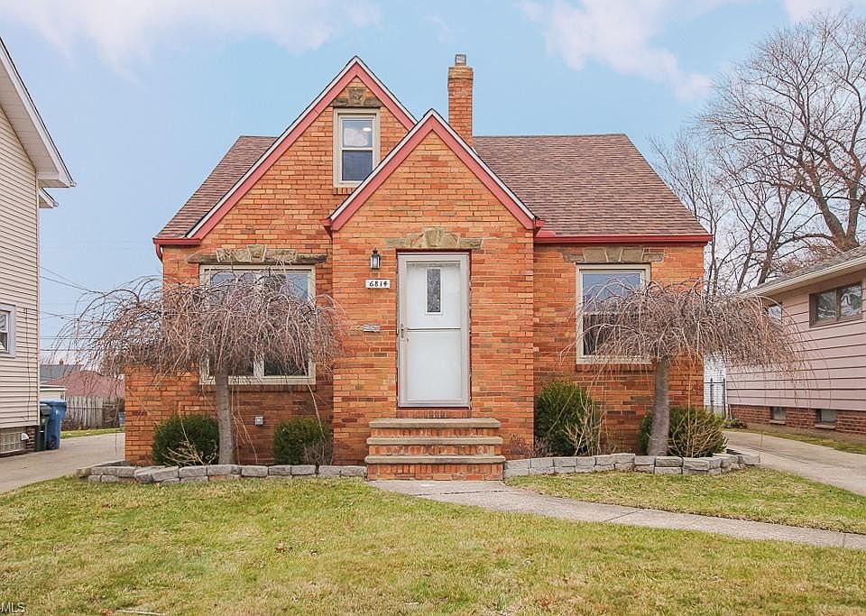 1st image of 6814 Renwood Dr