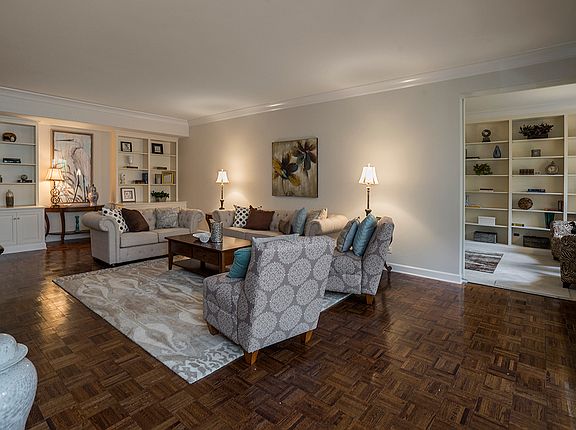2nd image of 501 Oakwood Ave APT 1C