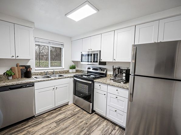 2580 S Valley Hwy #2570-35