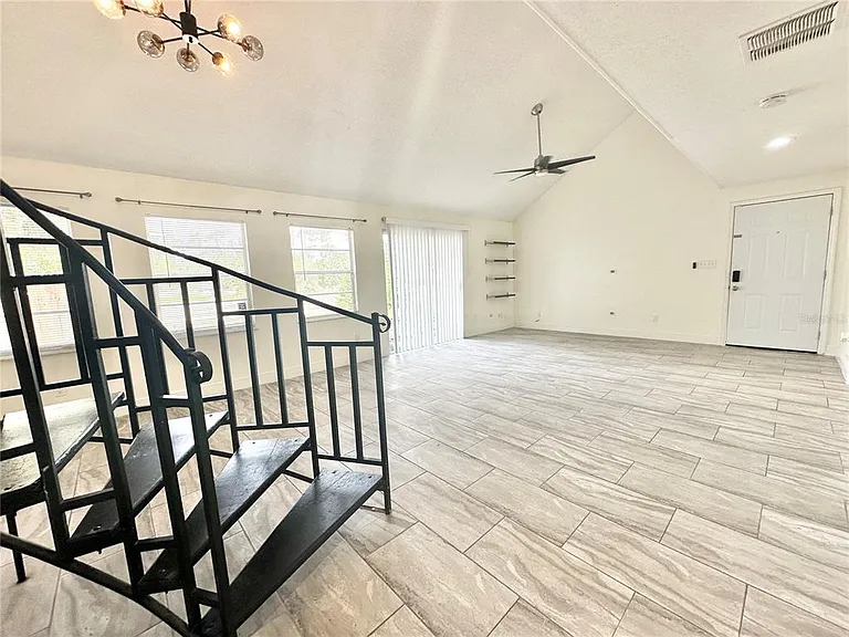 122 S Bulova Dr — Photo 42