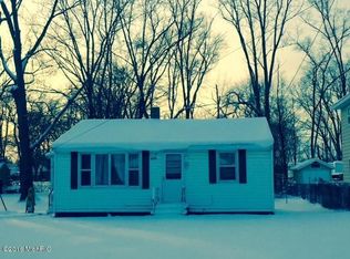 1570 Reeder Ave, Benton Harbor, MI 49022