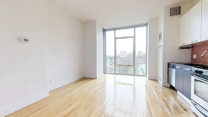 Rented by Bold Marketing | media 6
