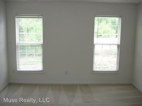 5th image of 626 Atherton Way