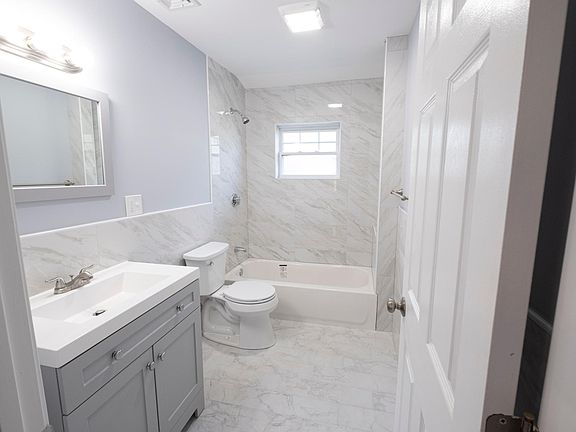 4th image of 983 Hancock St #1