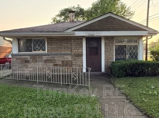 17002 Greenbay Ave, Lansing, IL 60438