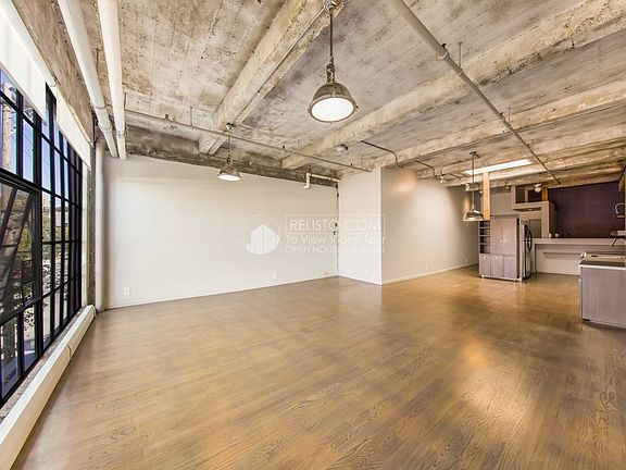 2nd image of 2711 18th St APT 32