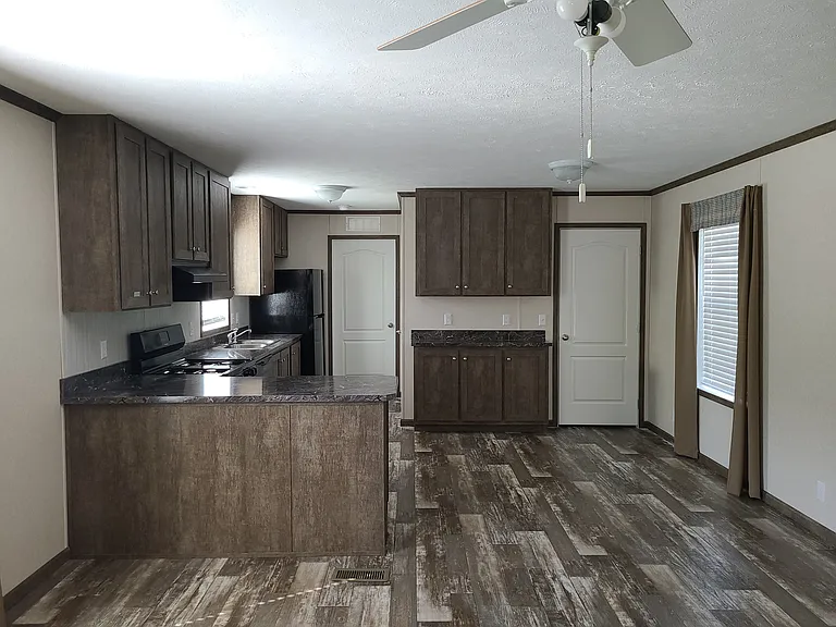 Norton Shores — Photo 39